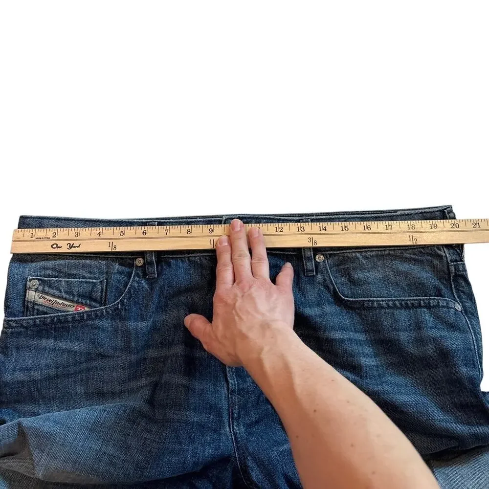 Diesel Buster Jeans Mens 38x32 Blue Slim Tapered Button Fly 100% Cotton USA Made
